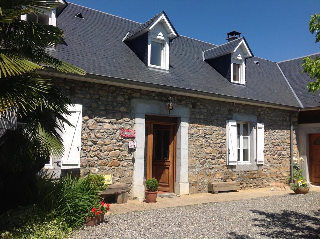 Le Gite Du Poire Molere Exterior photo